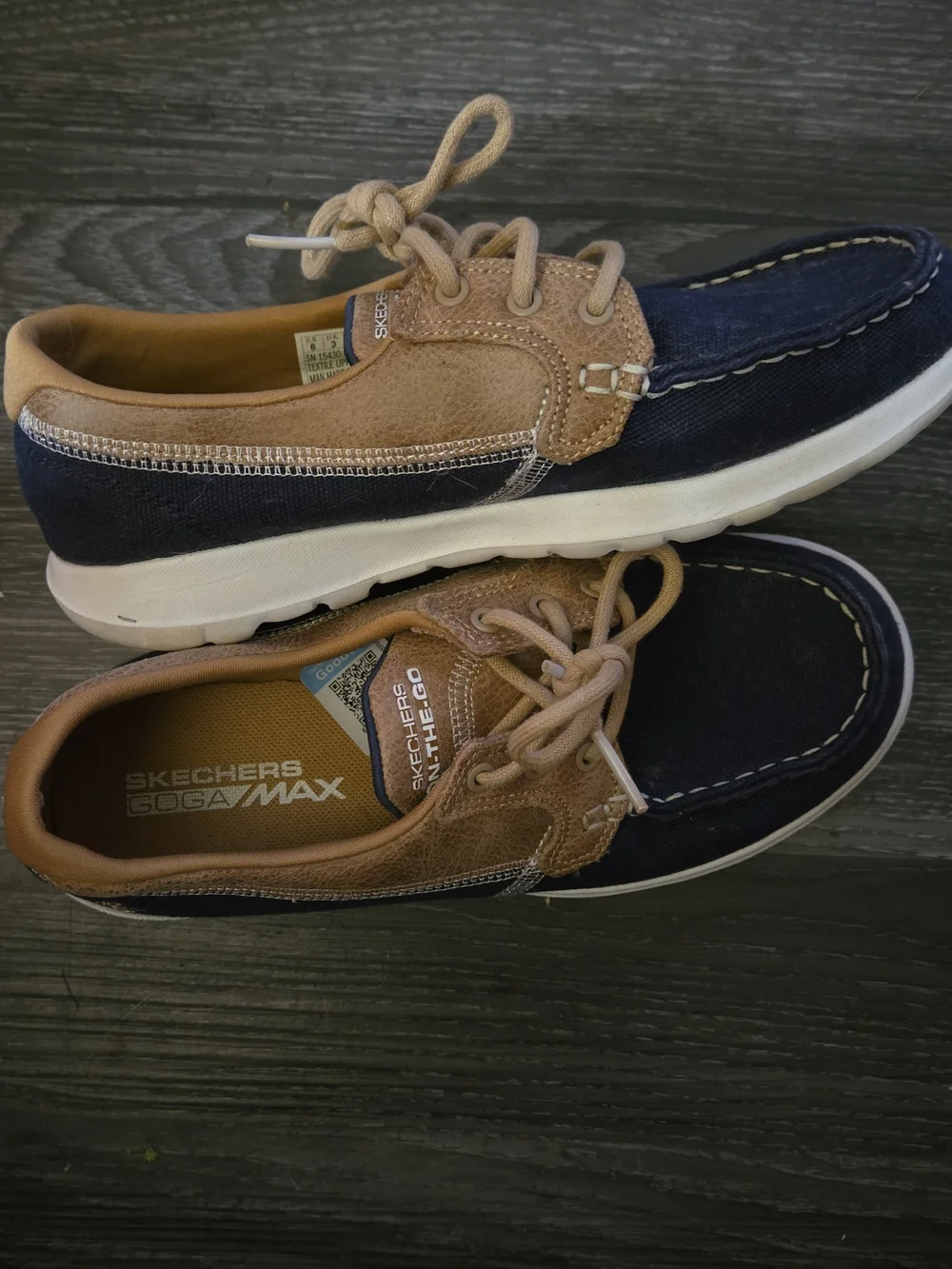 Skechers boat shoes